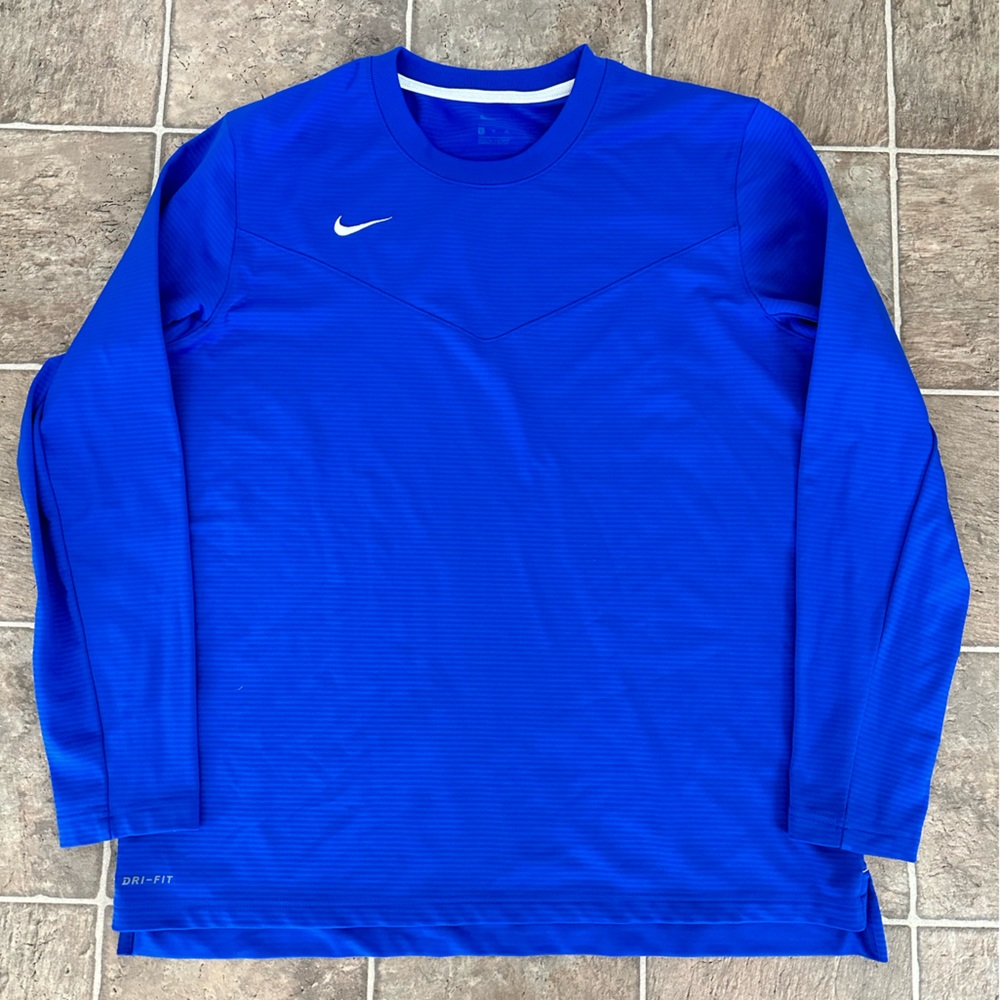 Nike Pull Over - image 1